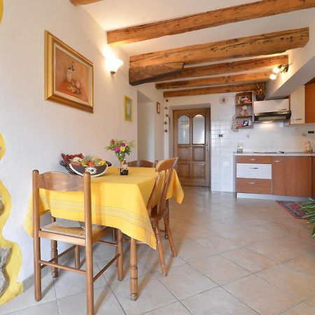 Bella Vista Apartments Motovun Room photo