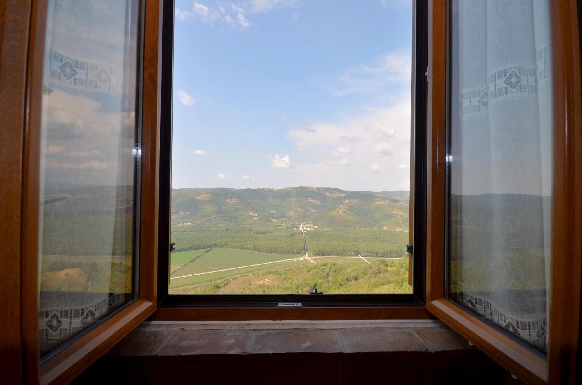 Bella Vista Apartments Motovun Room photo