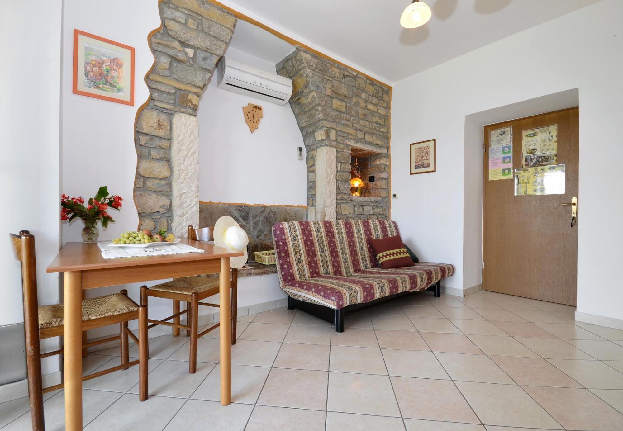 Bella Vista Apartments Motovun Room photo