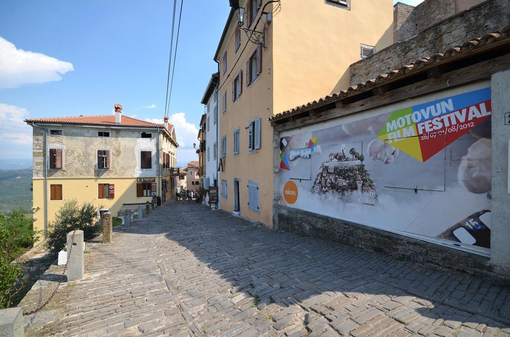 Bella Vista Apartments Motovun Exterior photo