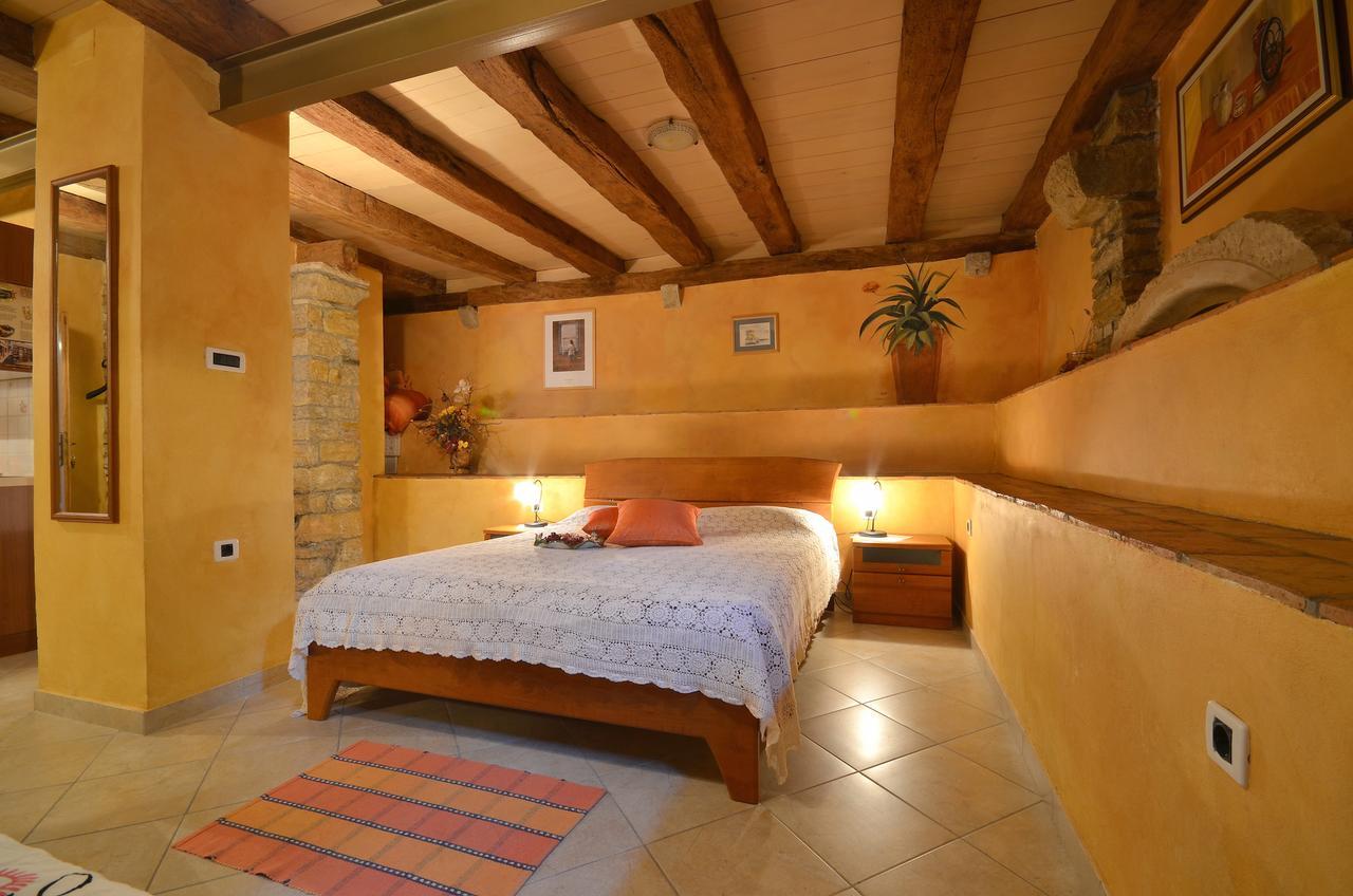 Bella Vista Apartments Motovun Exterior photo